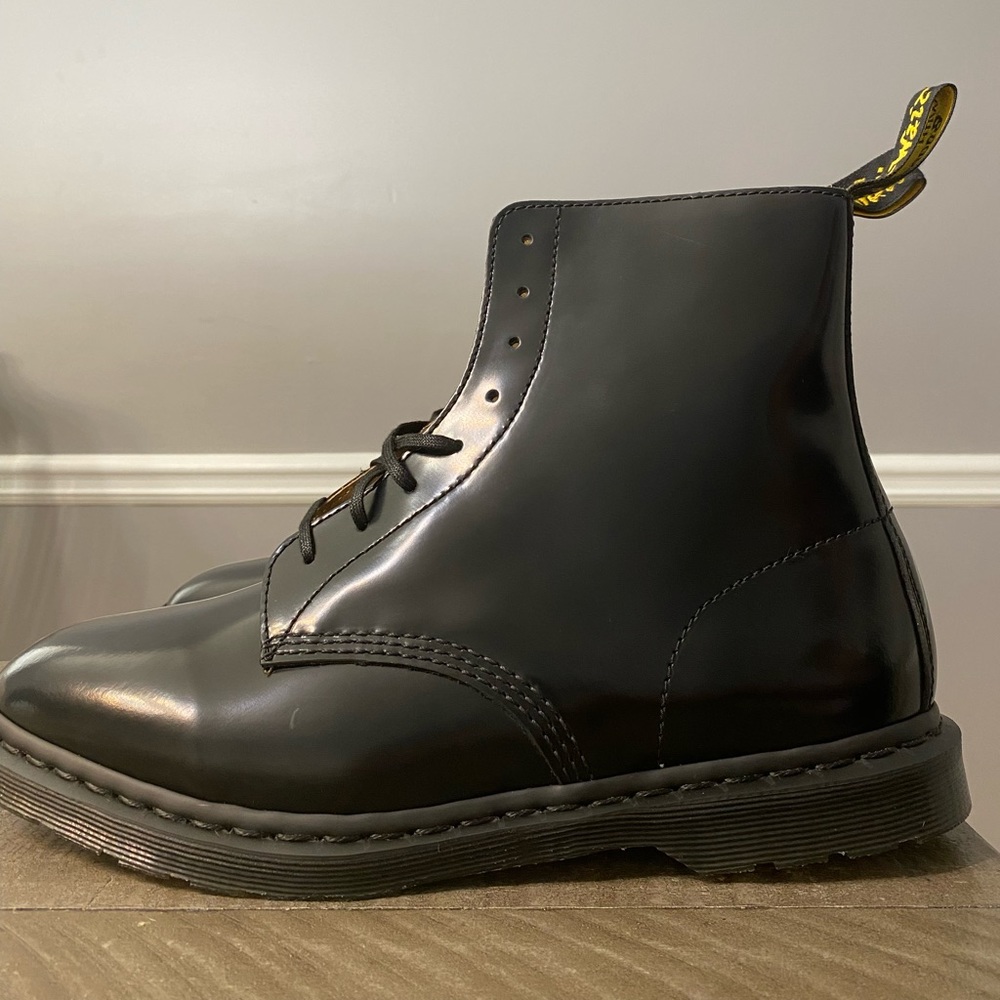 Dr.Martens Winchester II Casual Boots